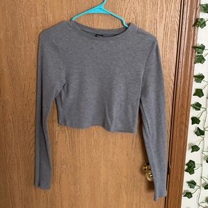 Grey knit crop top